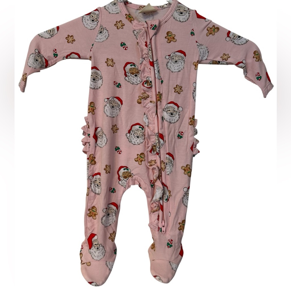 NWT Tullabee by Altar’d State Santa ruffle butt baby sleeper, size 0-3 months